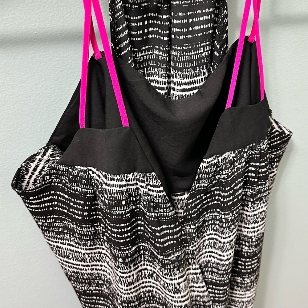 EXPRESS | Racerback Blouse large - Picture 4 of 9